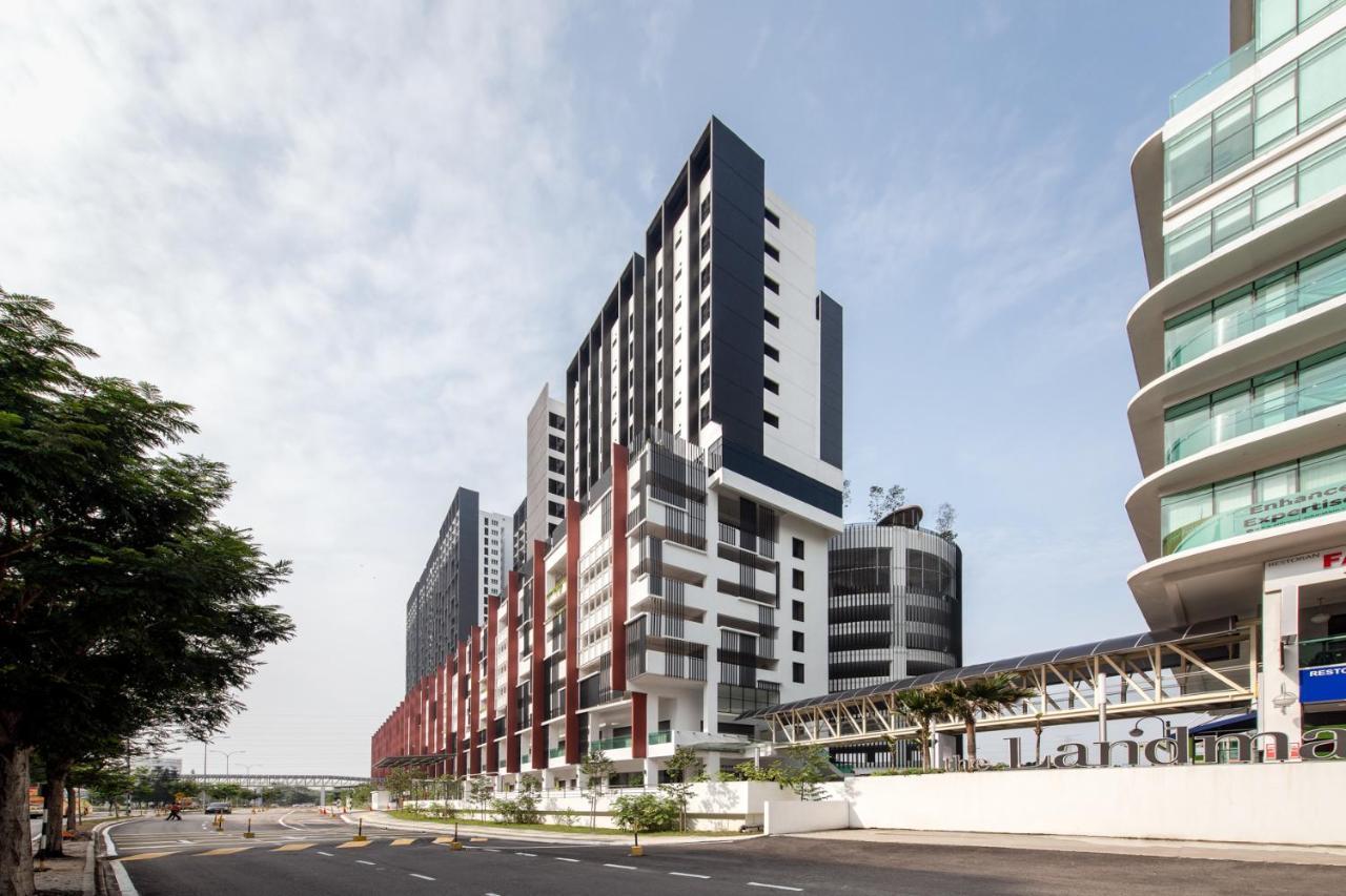 The Canvas Hotel Klang Luaran gambar